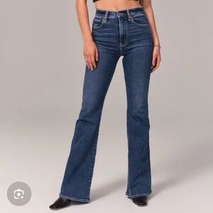 Abercrombie & Fitch The Flare Ultra High Rise size 10/30R